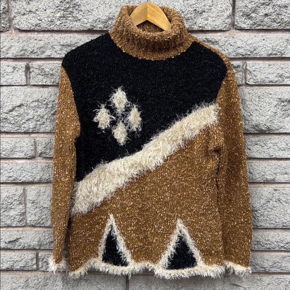 Vintage Cozy Black and Brown Turtleneck Sweater